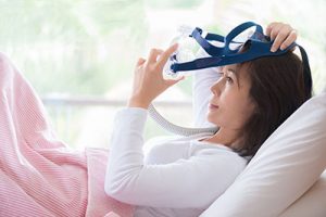 Severe Hot Flashes, a Greater Risk of Obstructive Sleep Apnea  1