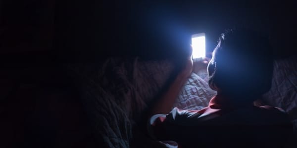 How Light Exposure at Night Can Hurt Your Sleep 1