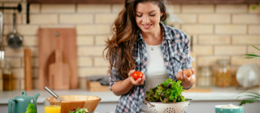 Keto vs. Chrono: How Diet Can Impact Menopause Symptoms
