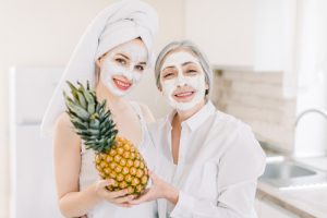 Fighting Signs of Aging With Pineapple 1