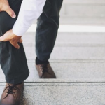 A Small Adjustment When Walking Could Delay Knee Surgery by Years 1